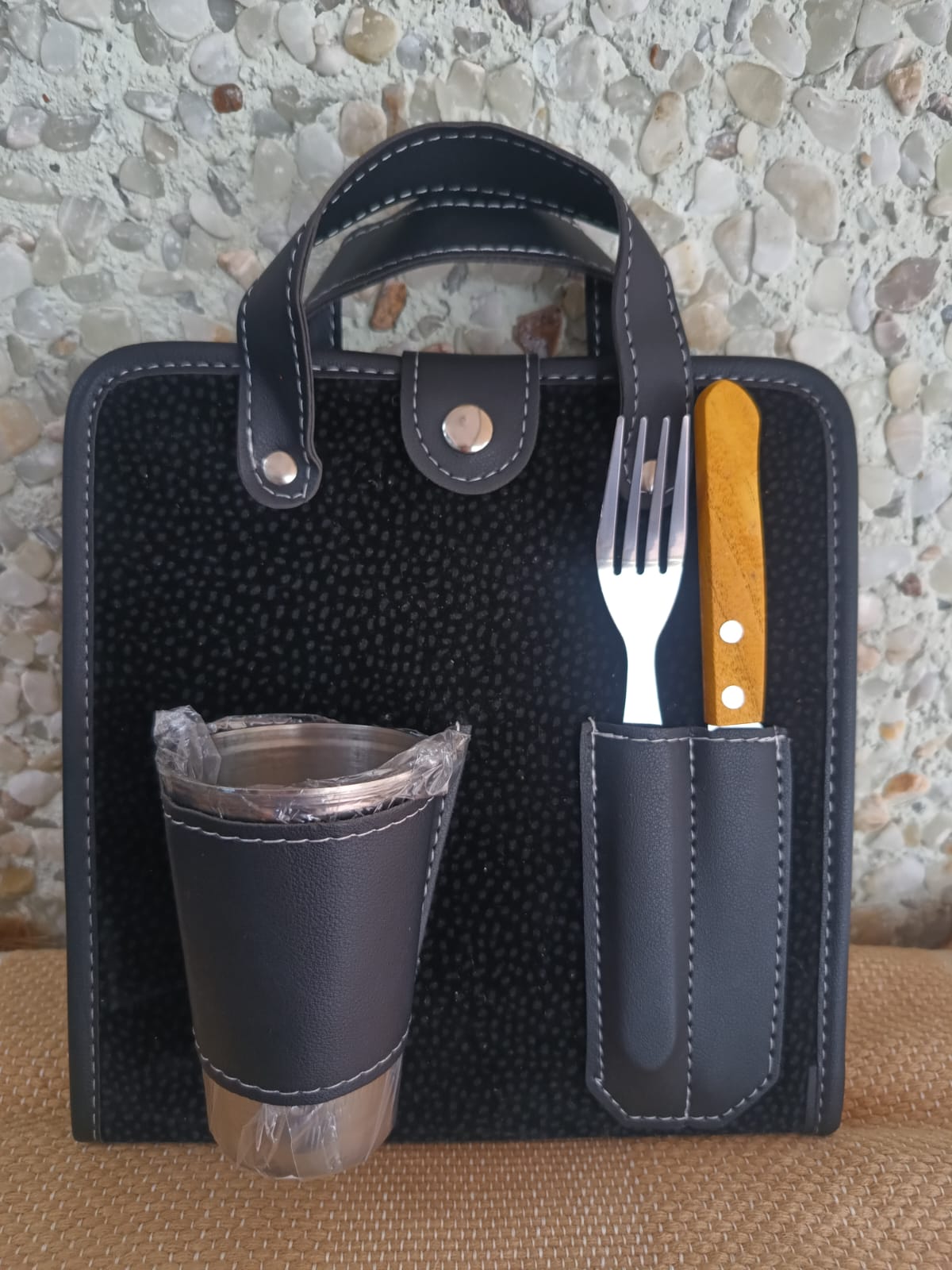 Tabla y estuche